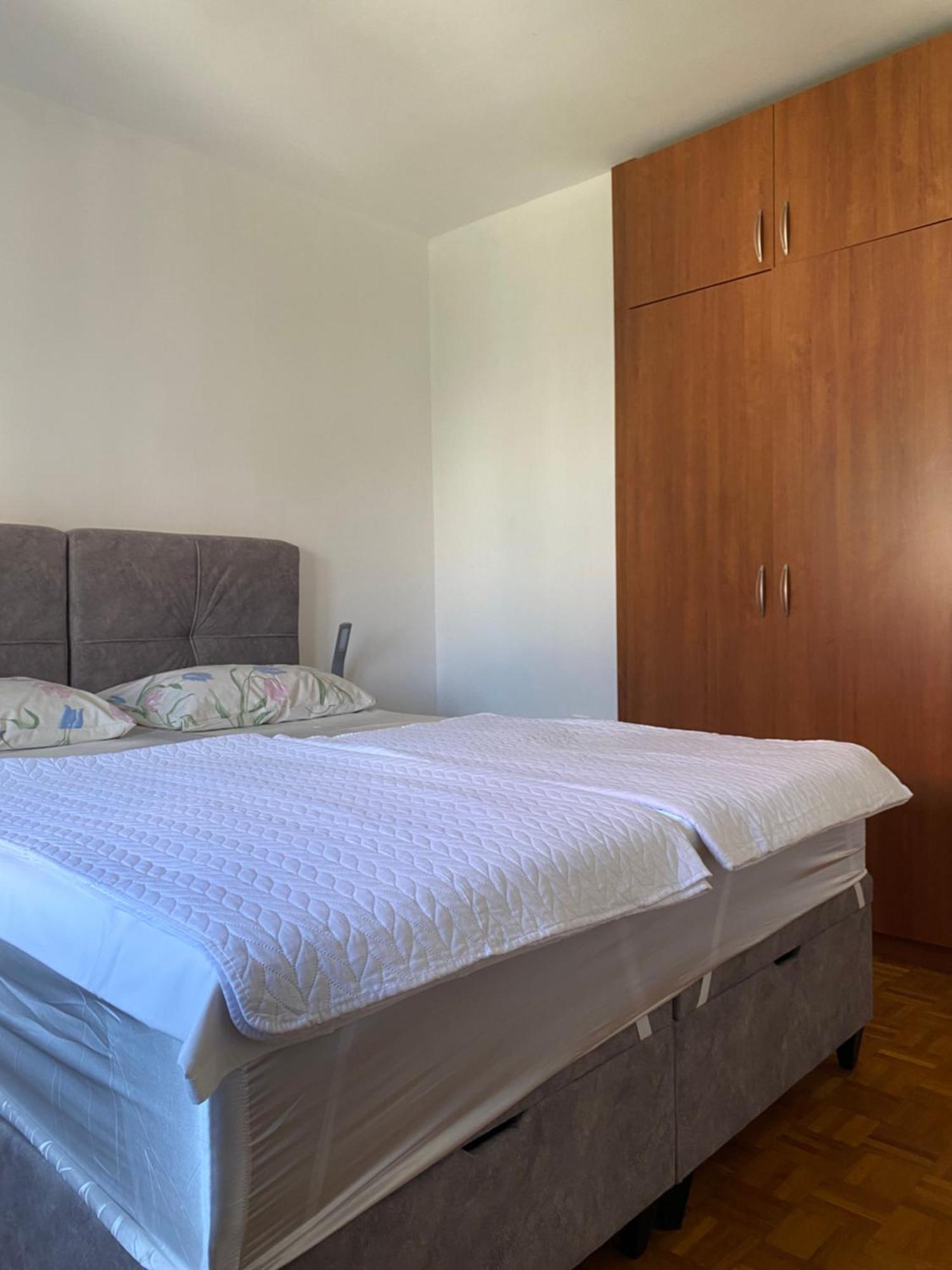 Apartments Zara Экстерьер фото